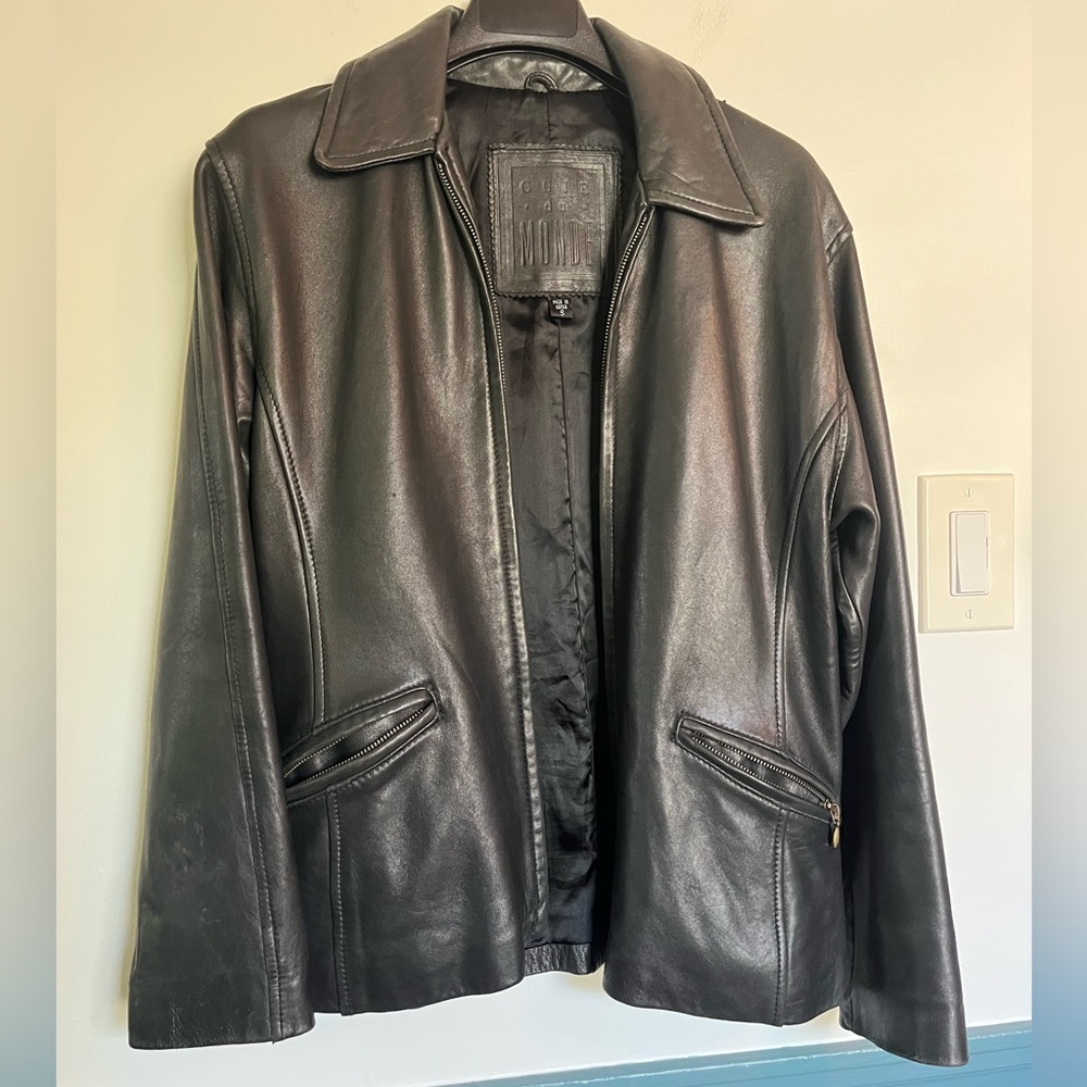 Vintage Chir Du Monde 90’s black leather jacket